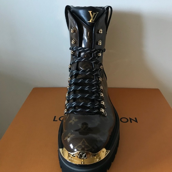 lv outland ankle boot